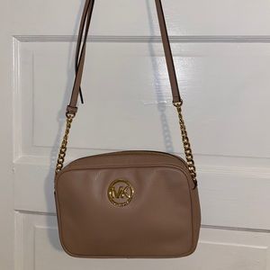 Michael kors crossover purse